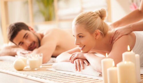 8-Ways-That-A-Couples-Massage-Can-Increase-Oxytocin