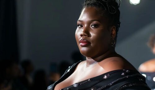 Embracing-Body-Positivity-Through-Plus-Size-Fashion-Trends